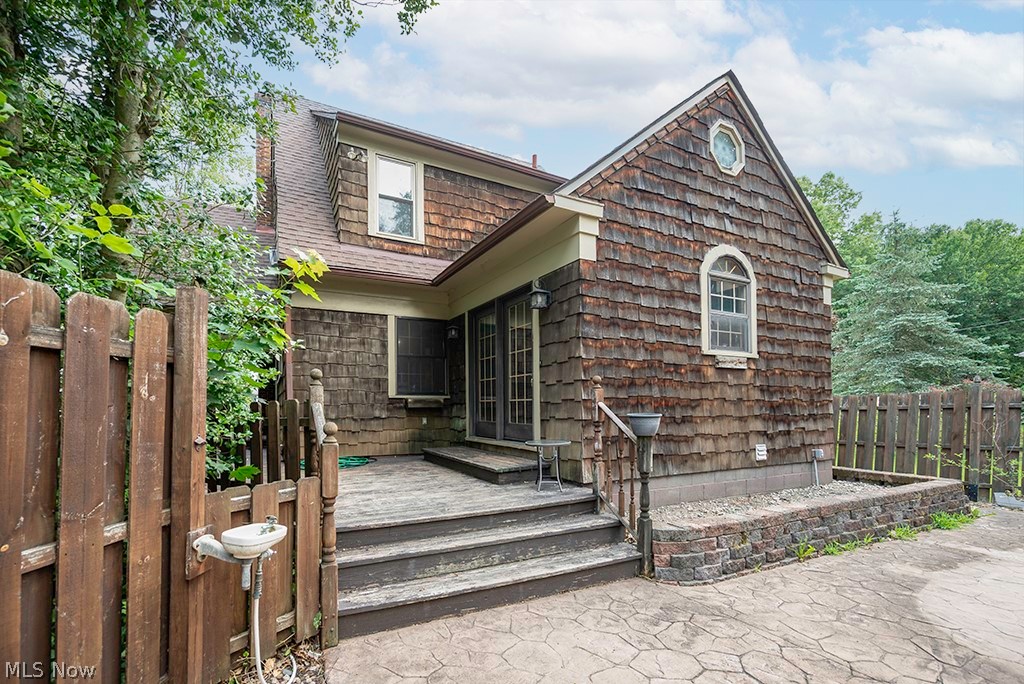 649 W Broad Street Newton Falls OH 44444