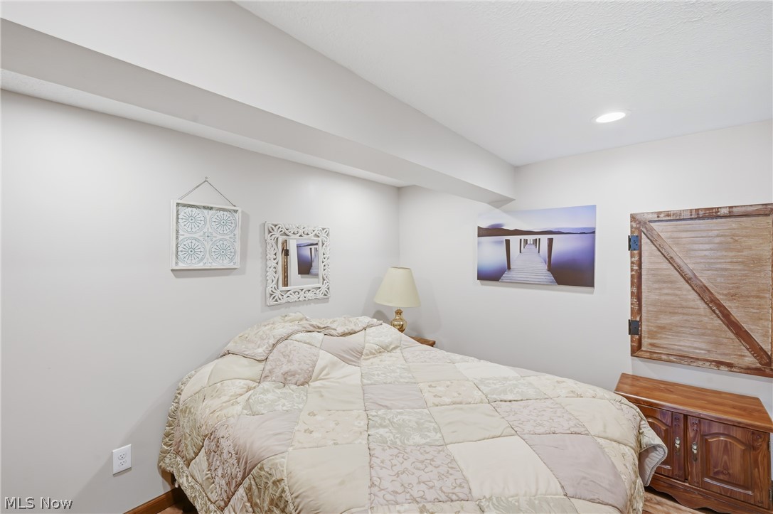 47739 Tomahawk Drive Negley OH 44441