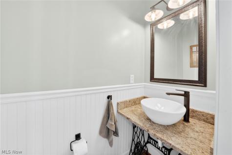 37830 Stoney Lake Drive North Ridgeville OH 44039