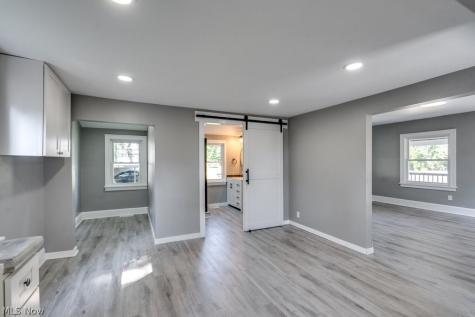 605 Chestnut Street Minerva OH 44657