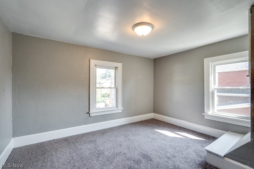 605 Chestnut Street Minerva OH 44657