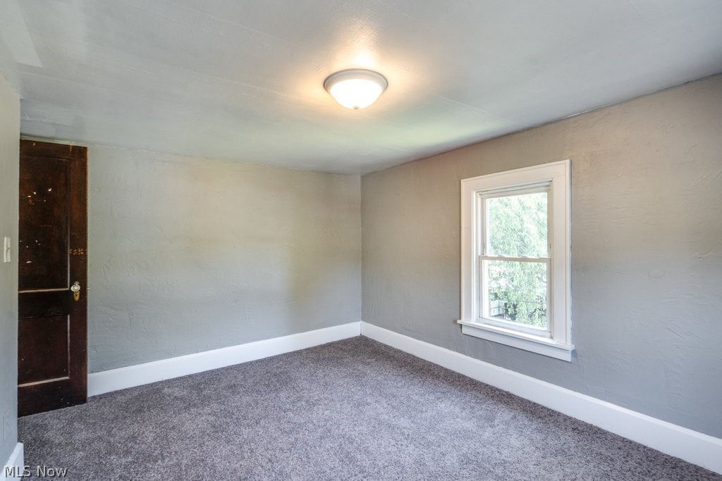 605 Chestnut Street Minerva OH 44657