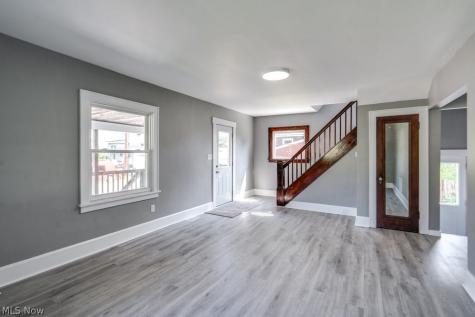 605 Chestnut Street Minerva OH 44657