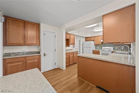 211 E Schaaf Road Brooklyn Heights OH 44131