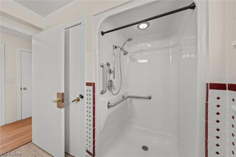 211 E Schaaf Road Brooklyn Heights OH 44131