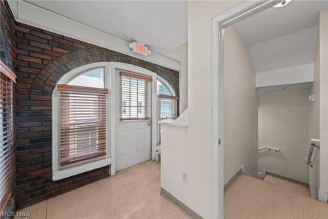 211 E Schaaf Road Brooklyn Heights OH 44131