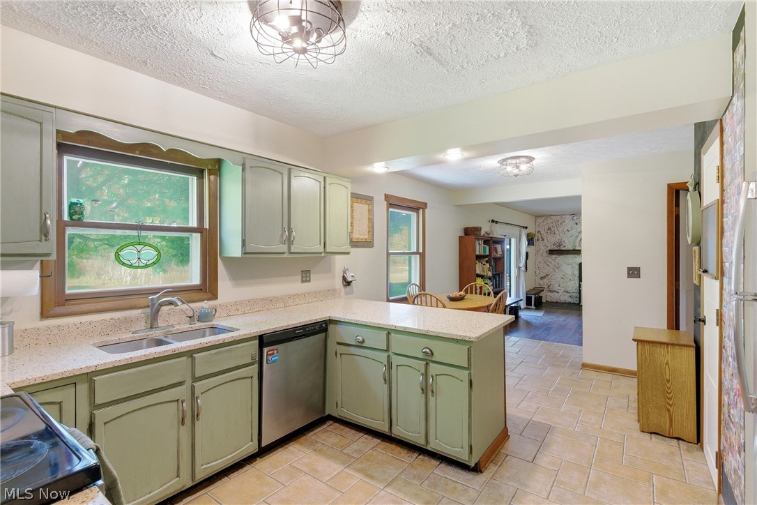 2951 River Glen Drive Austinburg OH 44010