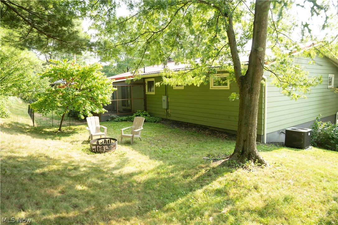 894 Green Drive Coshocton OH 43812