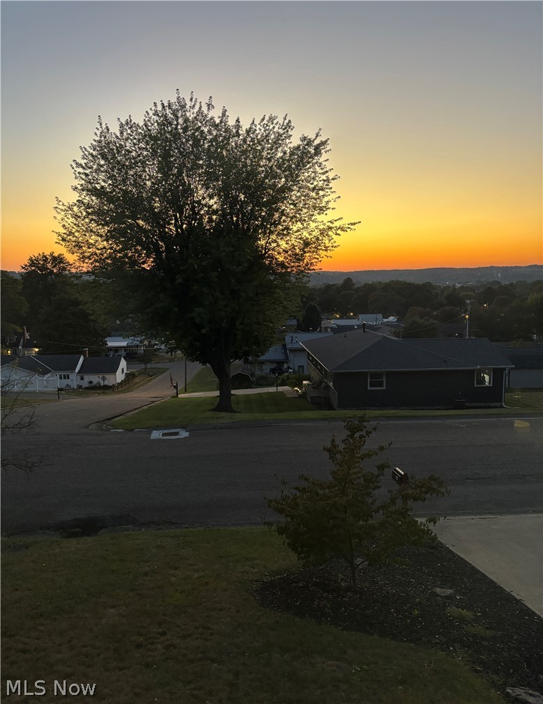 894 Green Drive Coshocton OH 43812