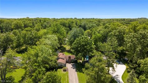 8860 Evergreen Drive Mentor OH 44060