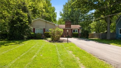 8860 Evergreen Drive Mentor OH 44060