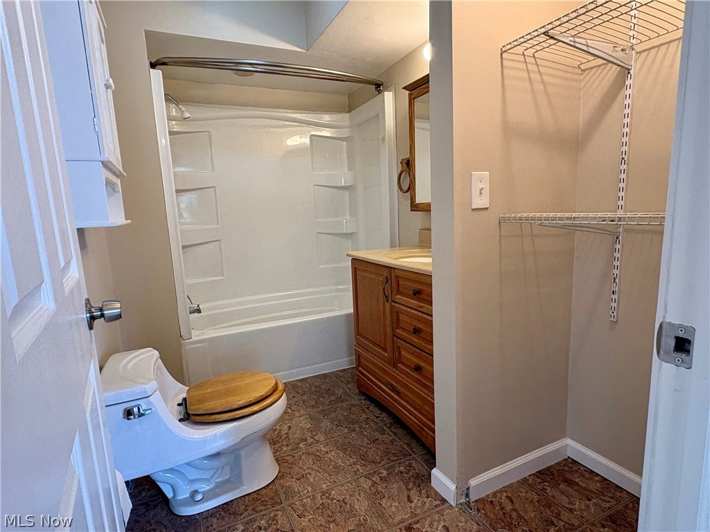 891 E 232nd Street Euclid OH 44123