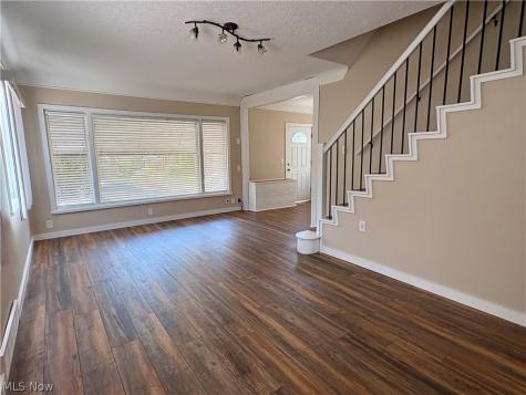 891 E 232nd Street Euclid OH 44123