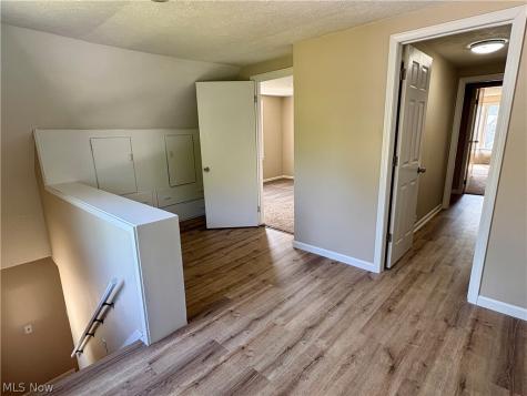 891 E 232nd Street Euclid OH 44123