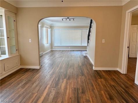 891 E 232nd Street Euclid OH 44123