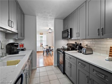 760 Trotter Lane Berea OH 44017