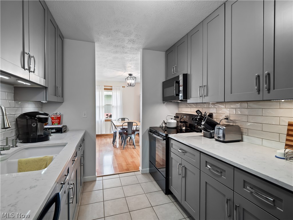 760 Trotter Lane Berea OH 44017