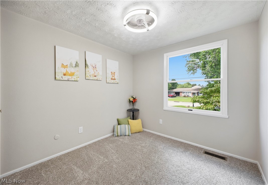 4845 New Road Austintown OH 44515