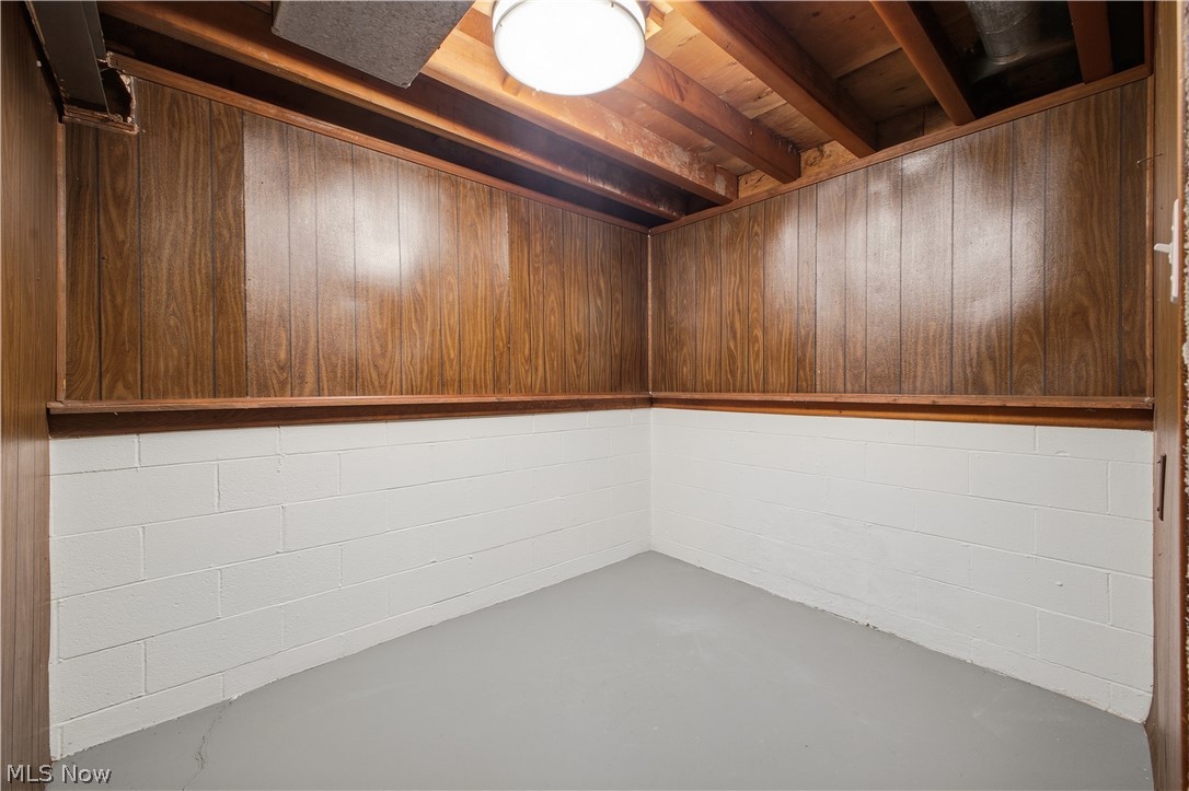 4845 New Road Austintown OH 44515