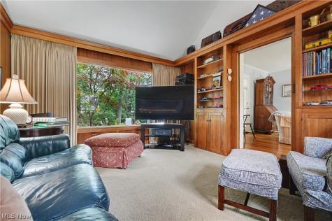 3106 Athens Road Silver Lake OH 44224