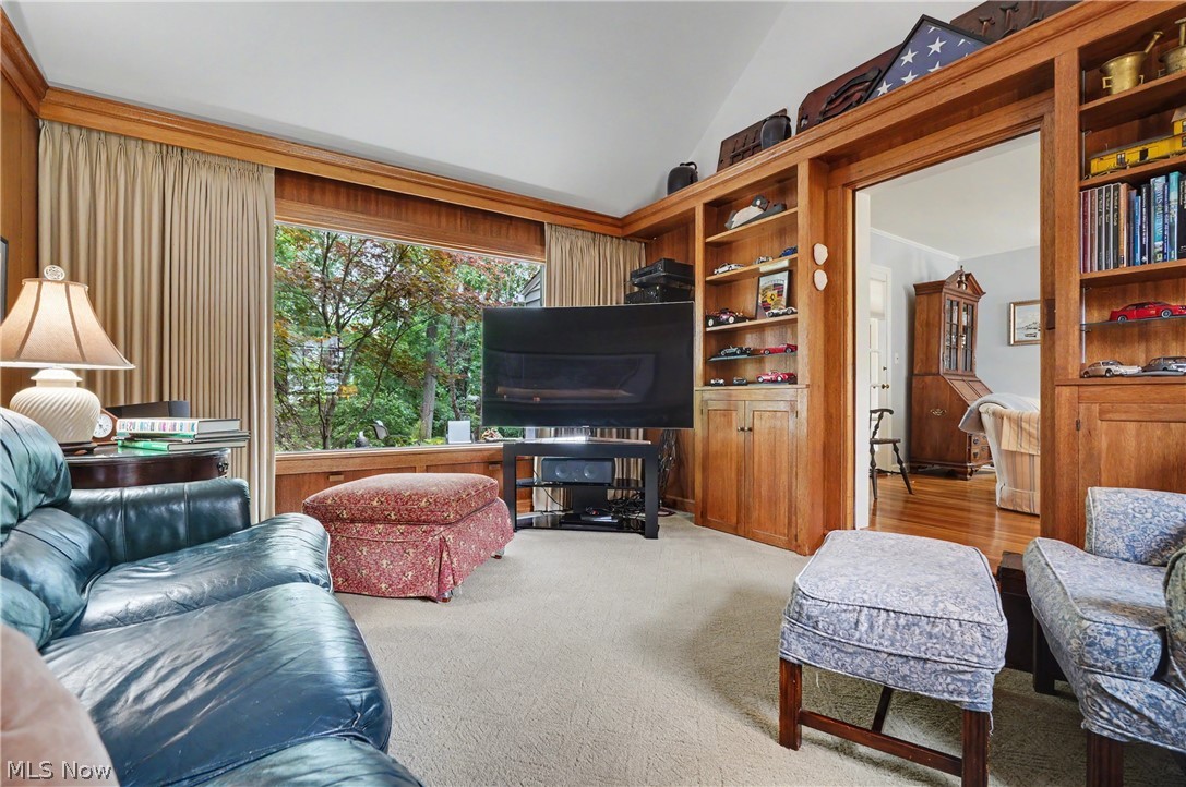 3106 Athens Road Silver Lake OH 44224