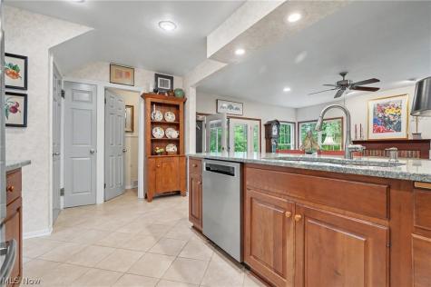 3106 Athens Road Silver Lake OH 44224