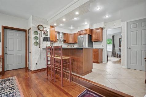 3106 Athens Road Silver Lake OH 44224