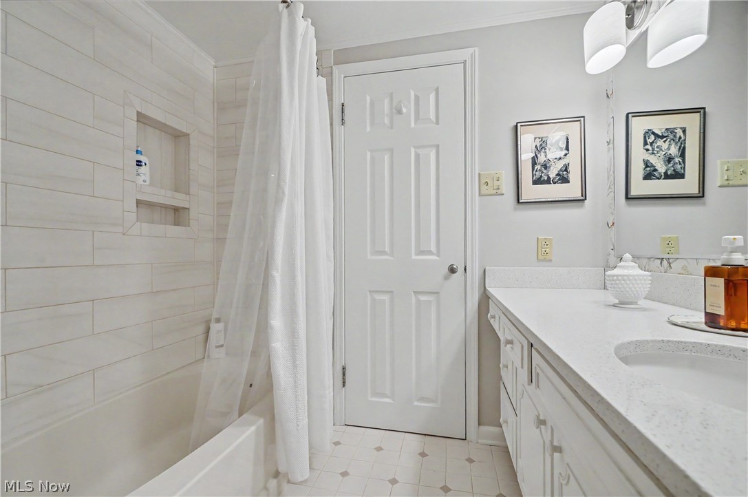 3106 Athens Road Silver Lake OH 44224