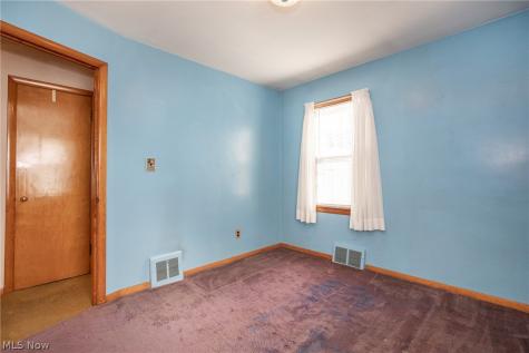 4093 E 175th Street Cleveland OH 44128