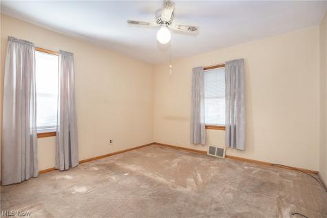 4093 E 175th Street Cleveland OH 44128