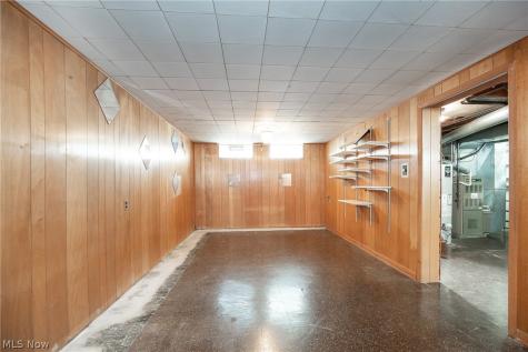 4093 E 175th Street Cleveland OH 44128
