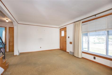 4093 E 175th Street Cleveland OH 44128