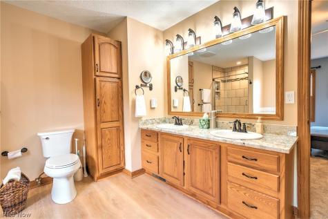 1238 Ty Drive Medina OH 44256