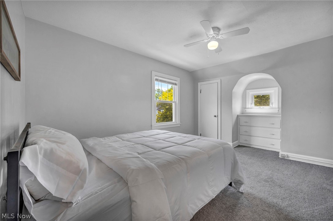 19413 Ridgewood Avenue Warrensville Heights OH 44122
