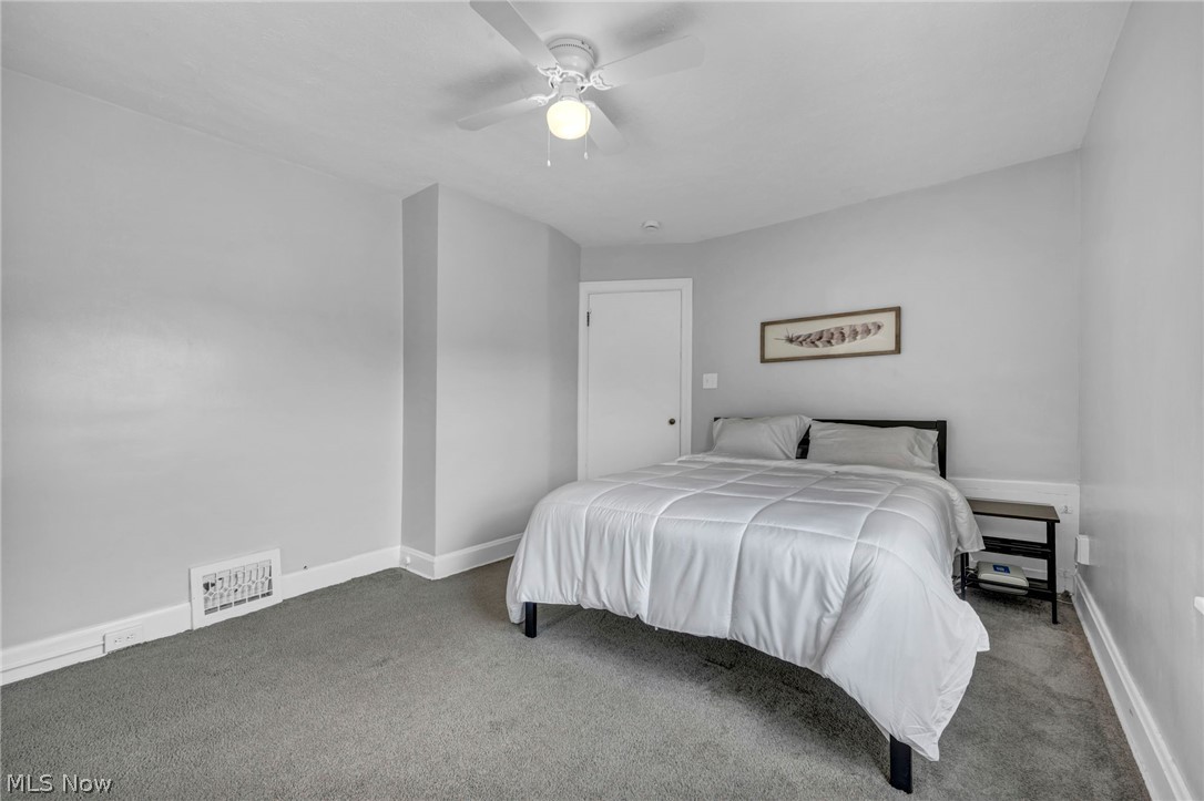 19413 Ridgewood Avenue Warrensville Heights OH 44122
