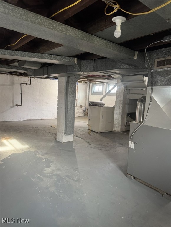 321 W Wood Street W Lowellville OH 44436