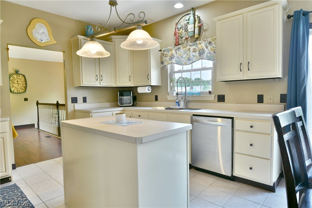 4850 Lynn Place NW Warren OH 44483