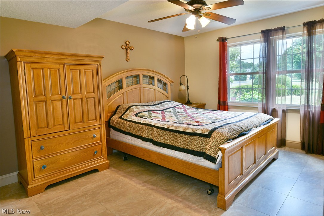 4850 Lynn Place NW Warren OH 44483