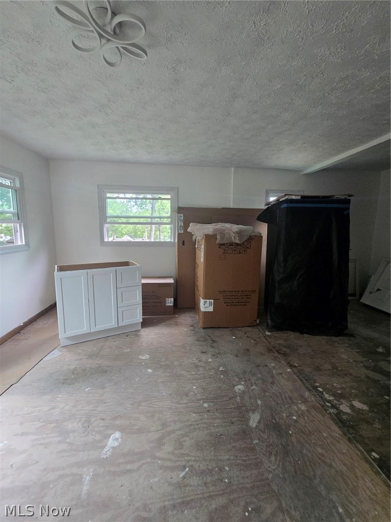 2838 Draper Street SE Warren OH 44484