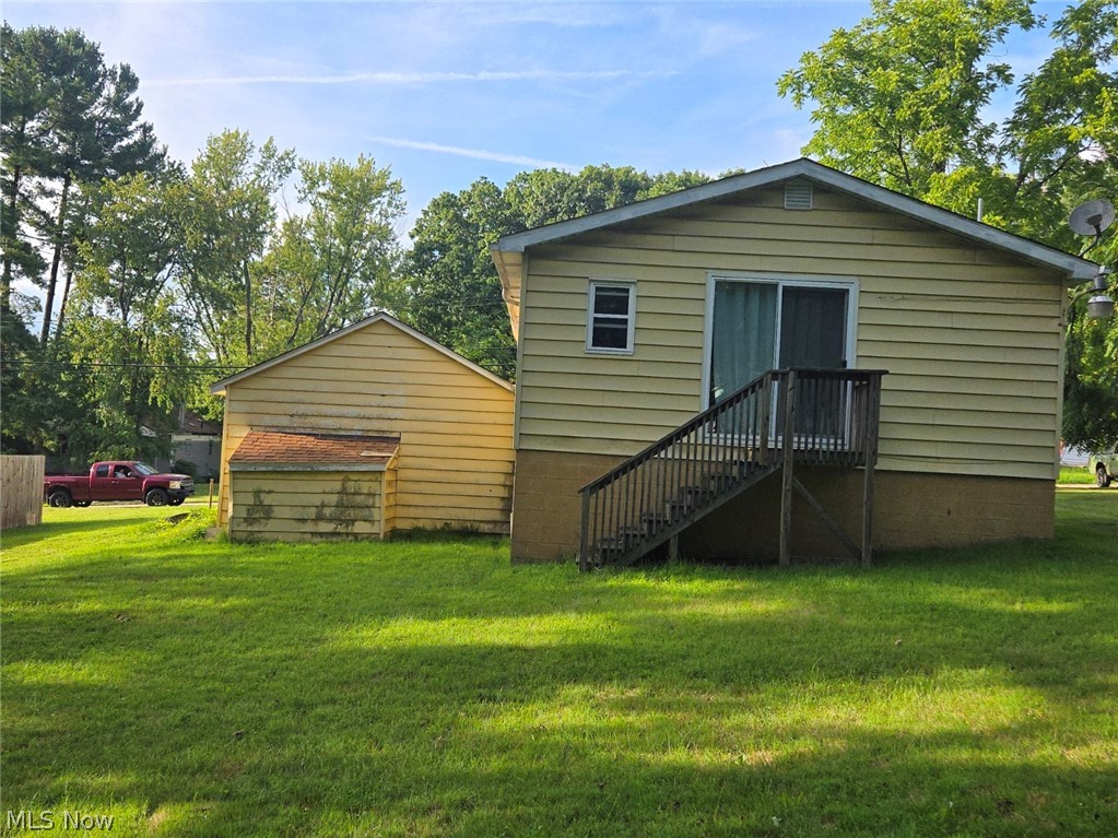 2838 Draper Street SE Warren OH 44484