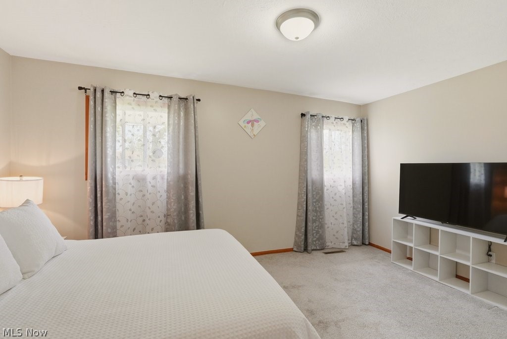 25085 Sandhurst Road Bedford Heights OH 44146