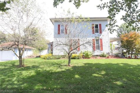 115 Burbank Street Creston OH 44217