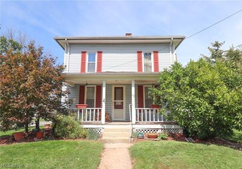 115 Burbank Street Creston OH 44217