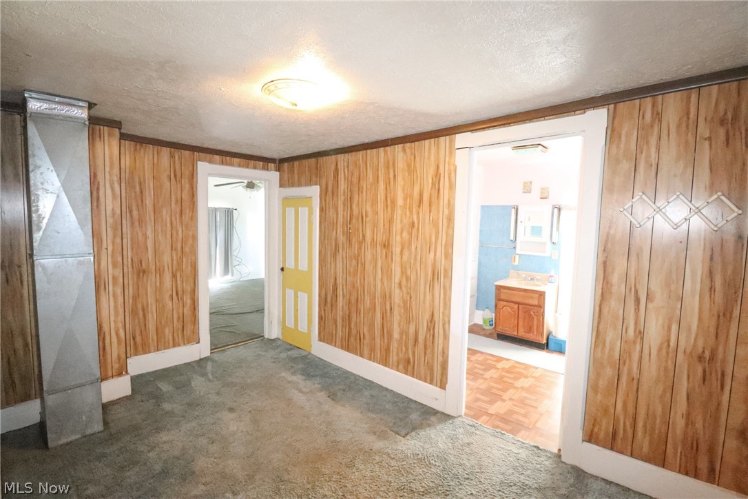 115 Burbank Street Creston OH 44217