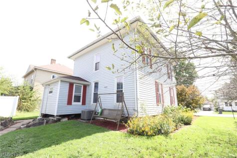 115 Burbank Street Creston OH 44217