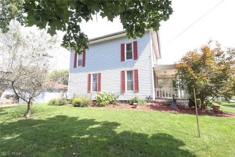 115 Burbank Street Creston OH 44217