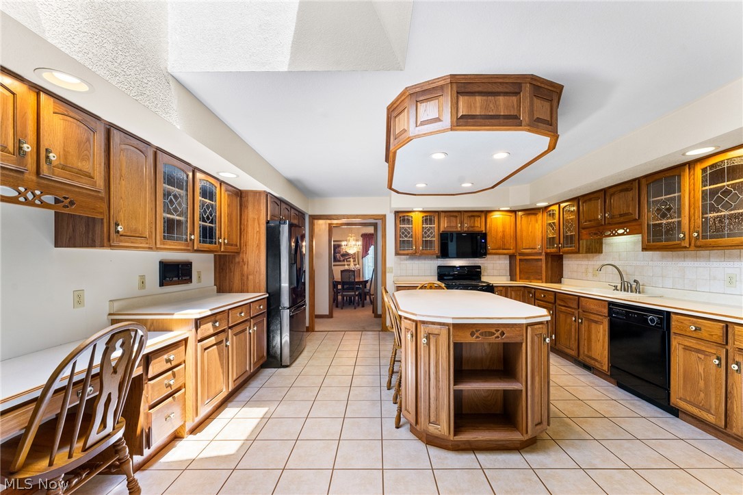 5201 S Saratoga Avenue Austintown OH 44515