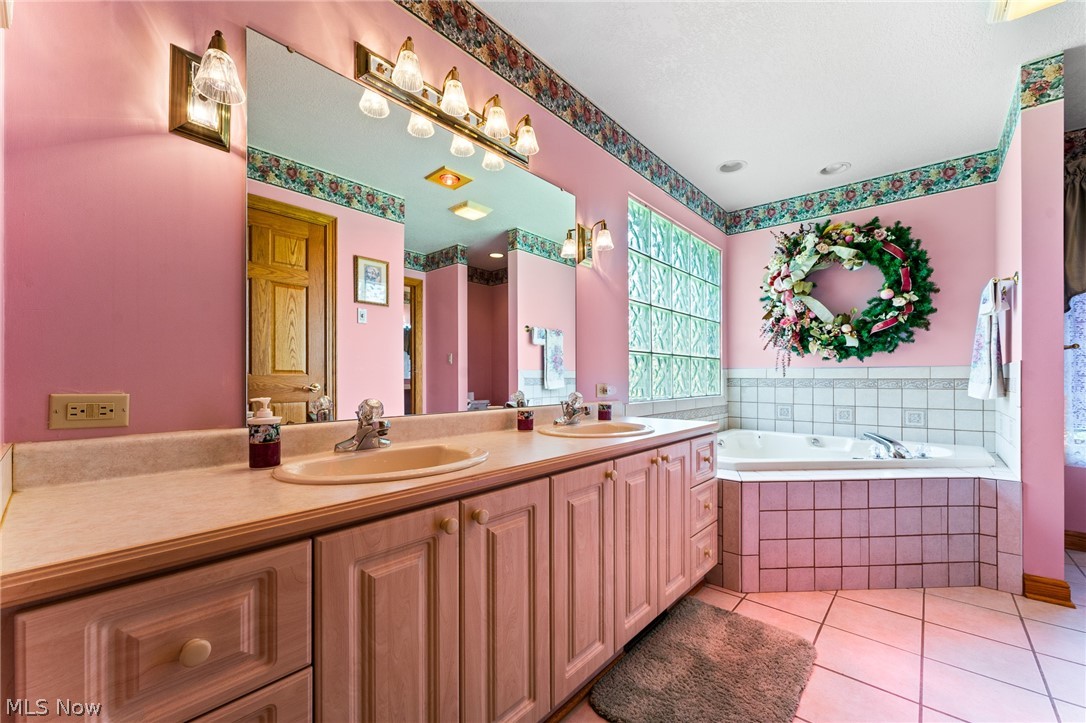 5201 S Saratoga Avenue Austintown OH 44515