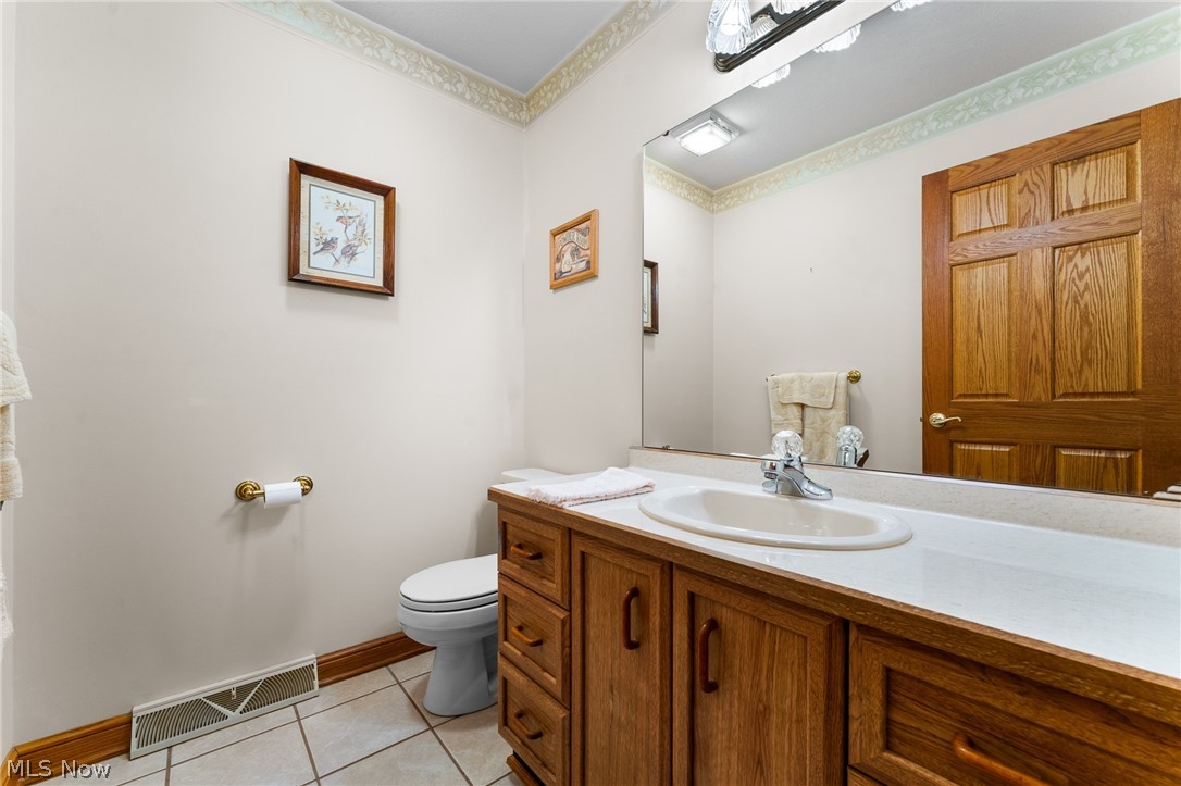 5201 S Saratoga Avenue Austintown OH 44515