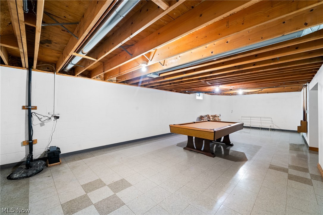 5201 S Saratoga Avenue Austintown OH 44515